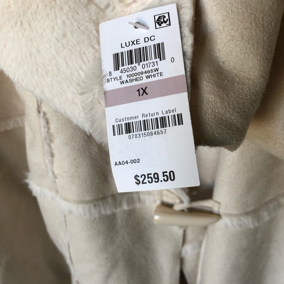 NWT INC Macy's Faux Shearling Wrap Coat Plus 1X - Picture 3 of 6